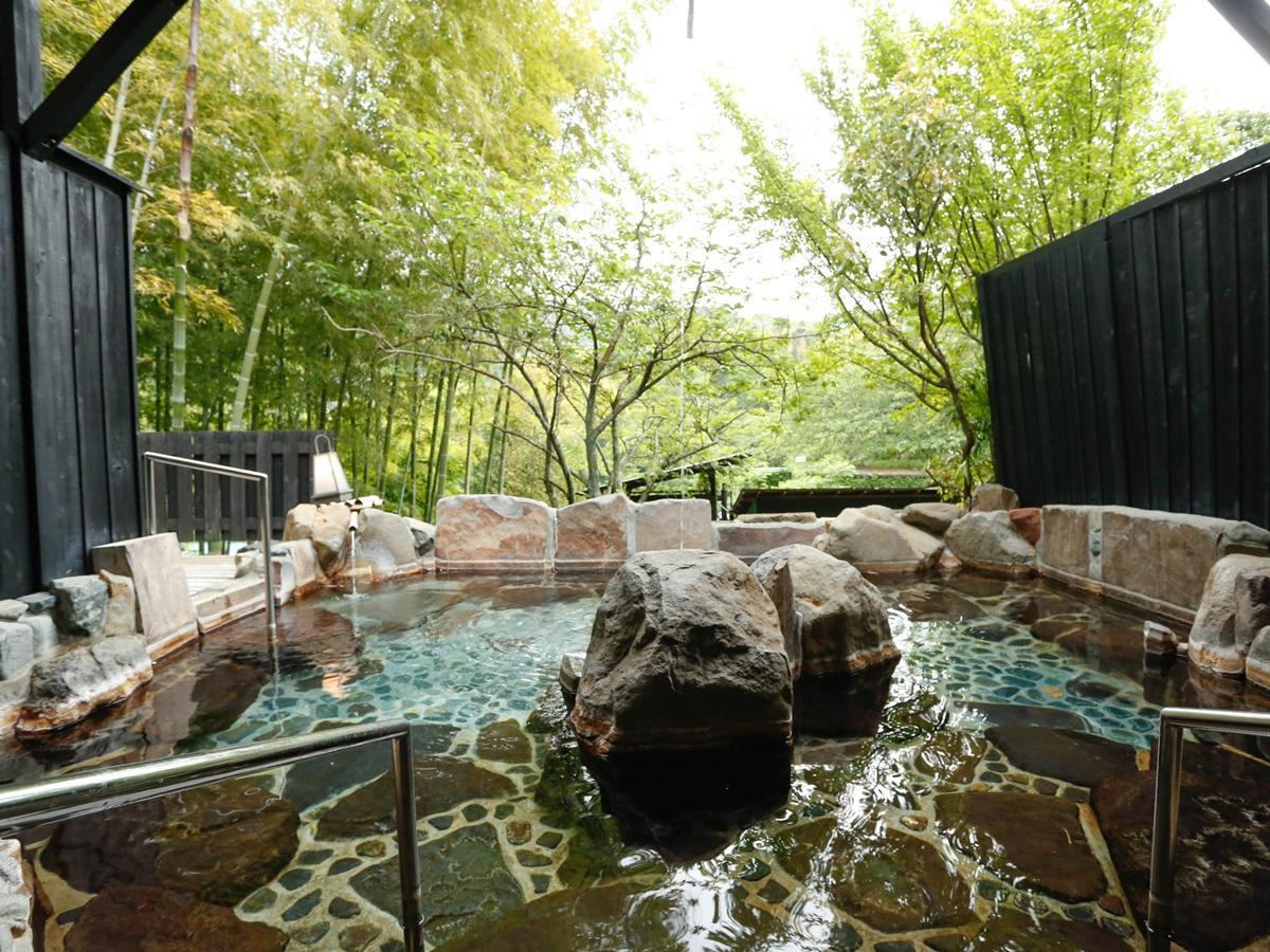 源泉掛け流しの宿albergo湯楽 Yugawara Exteriör bild