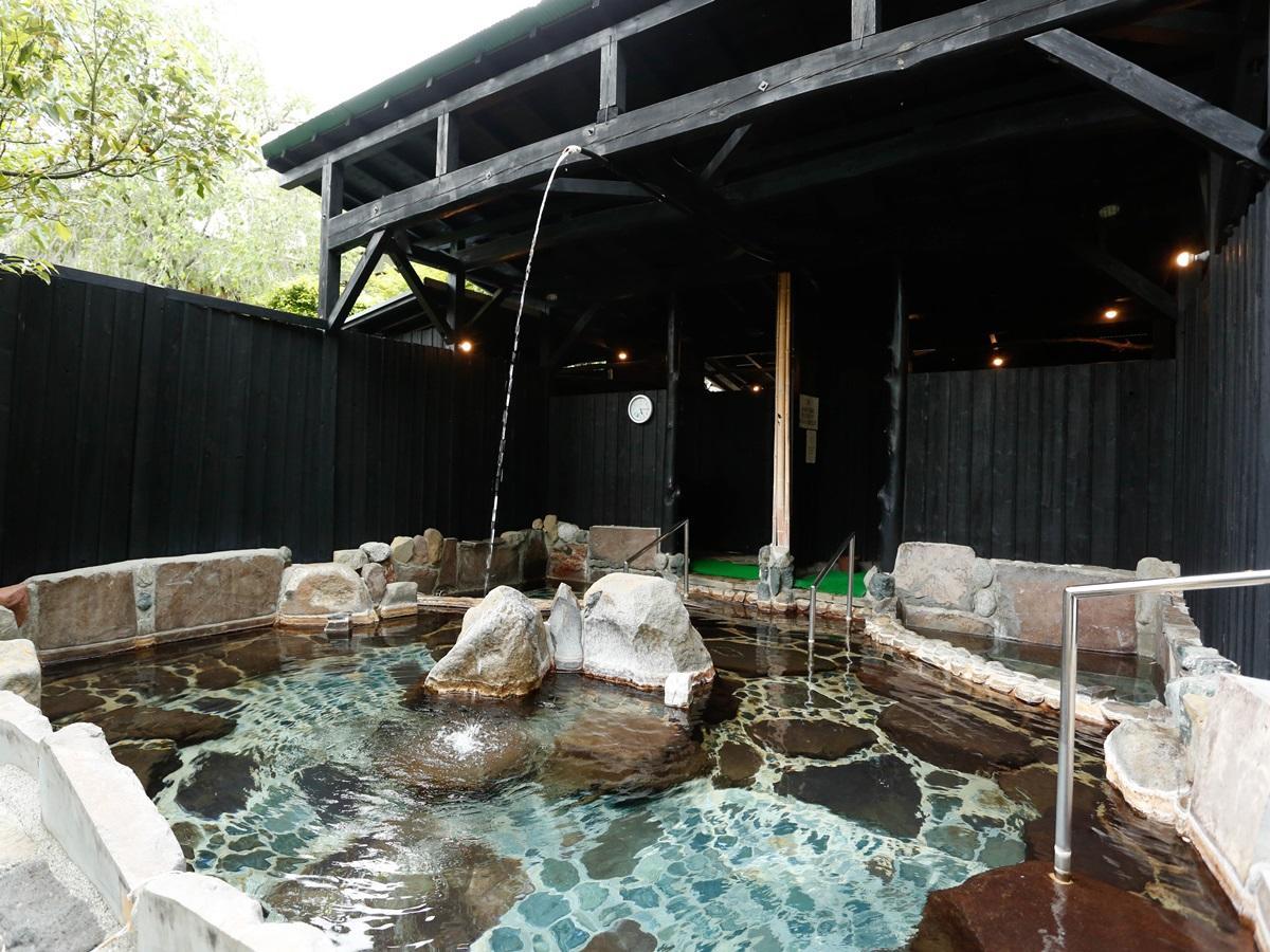 源泉掛け流しの宿albergo湯楽 Yugawara Exteriör bild